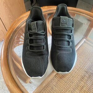 Adidas Tubular Sneakers